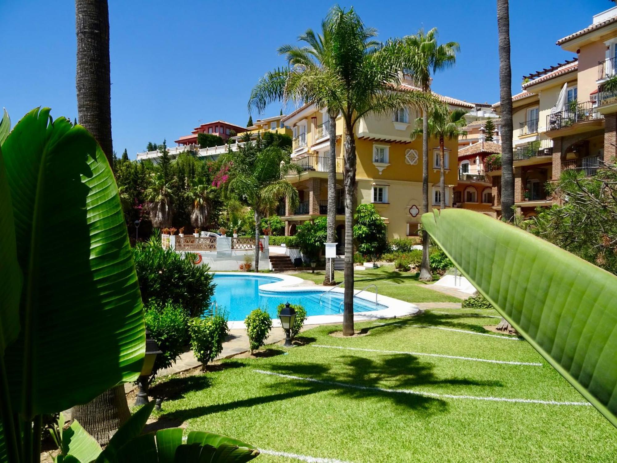 Semidetached Duplex Home At Puebla Aida, Mijas Golf With Pool, Golf And Sea Views Málaga Eksteriør billede
